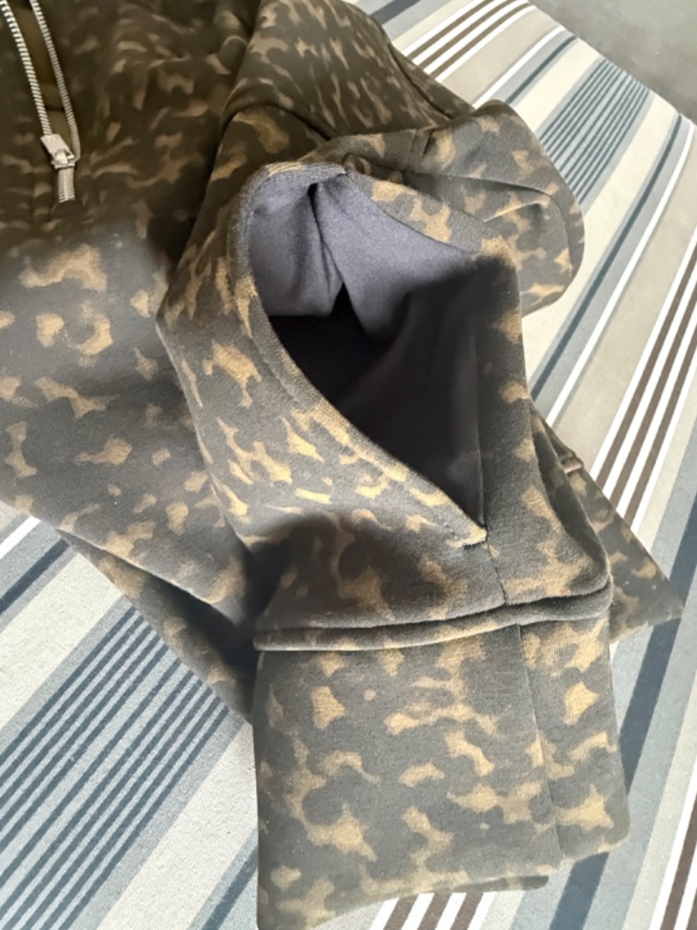 CALIA Women's Soft Scuba Mock Neck (like new) - Picture 7 of 8